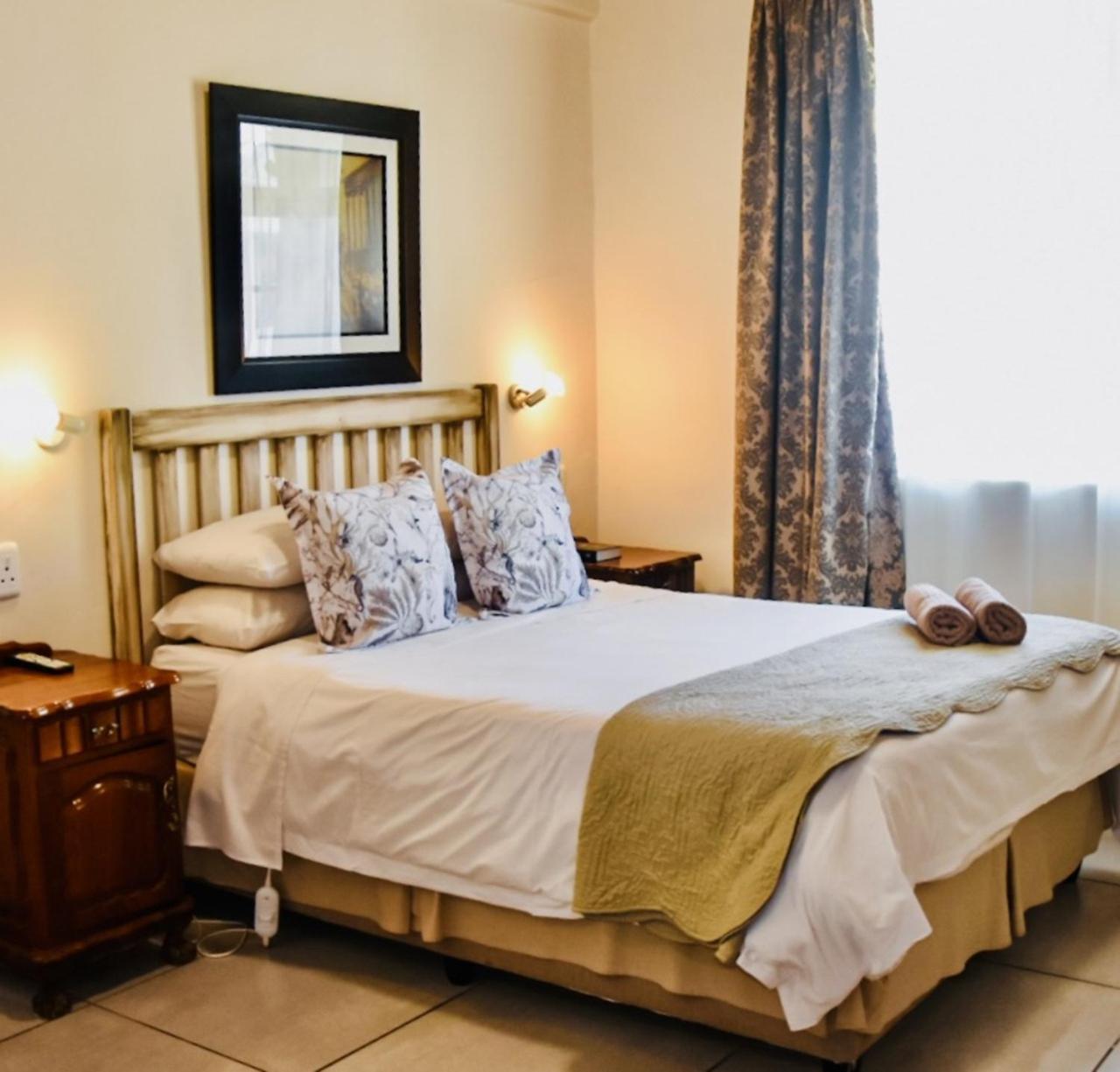 Donkin Country House Beaufort West Eksteriør bilde