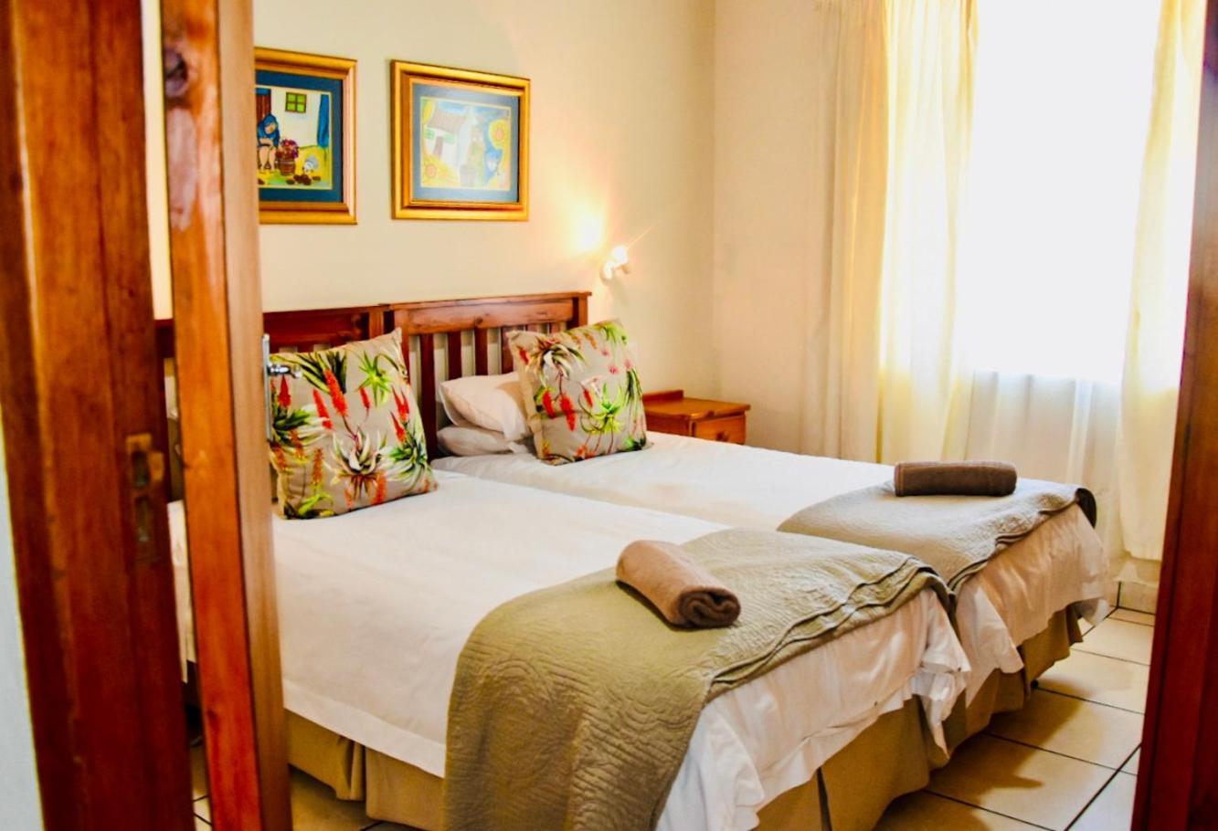 Donkin Country House Beaufort West Eksteriør bilde